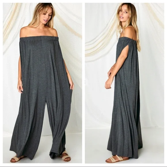 ✨LAST ONE ✨Most Fabulous Off The Shoulder Cape Jumpsuit - Picture 3 of 4